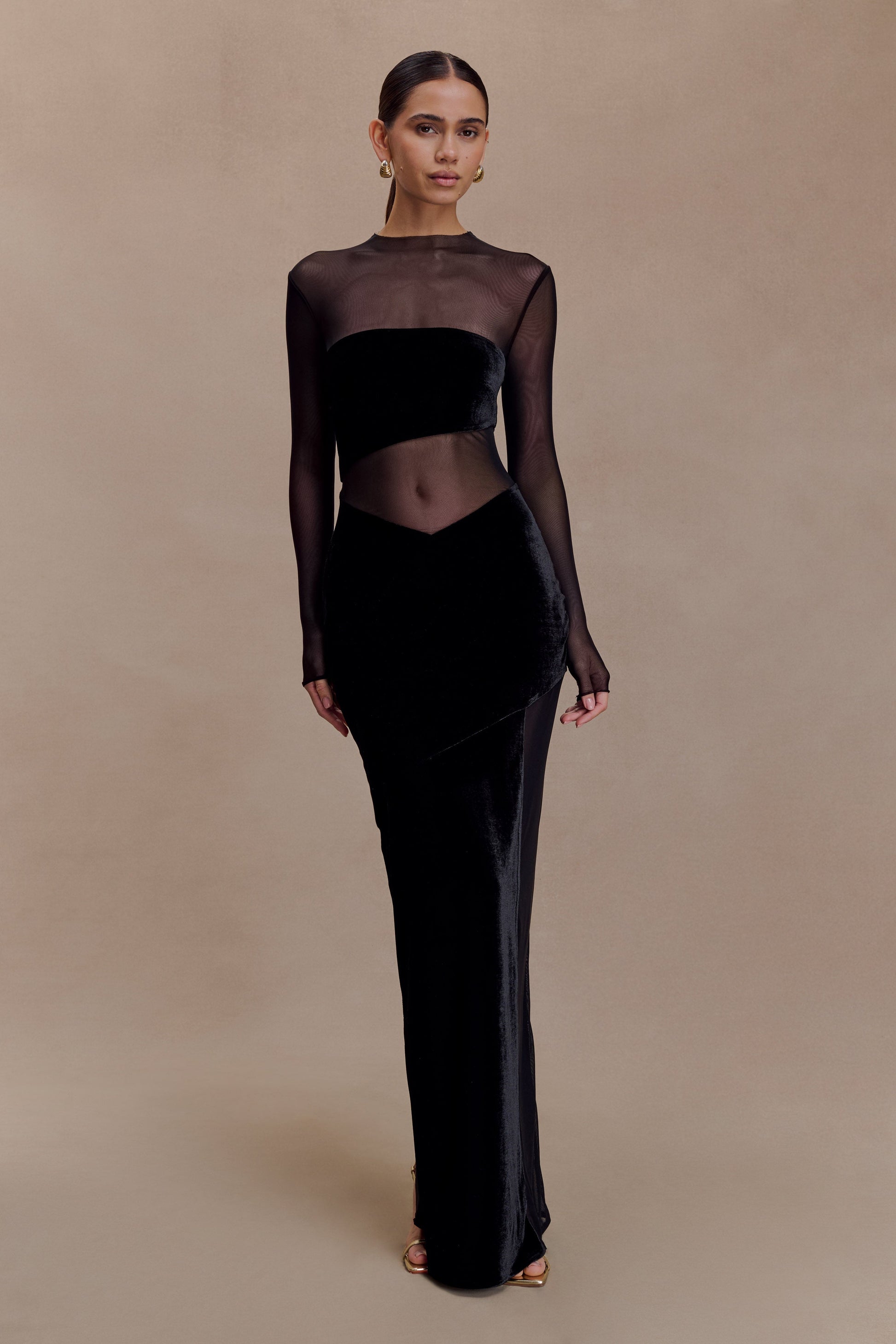 Noir Éclipse Gown